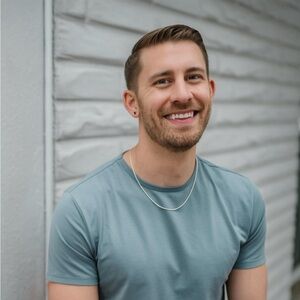 Meet your Posher, Tom